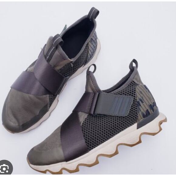 Sorel Kinetic Sneak High Top Sneakers‎ Size 8.5 Sage Green/camo - Picture 1 of 7